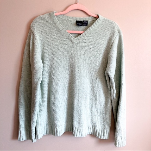 Target Sweaters - Target Mint Green Basic V Neck Sweater L